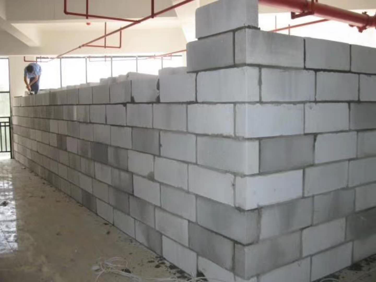 眉山蒸压加气混凝土砌块承重墙静力和抗震性能的研究